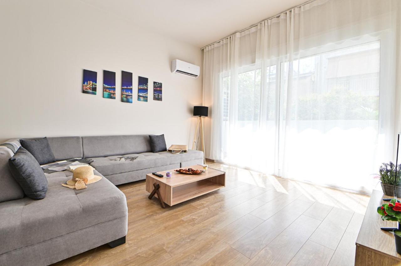 Thisean Modern Suites By Athens Stay מראה חיצוני תמונה