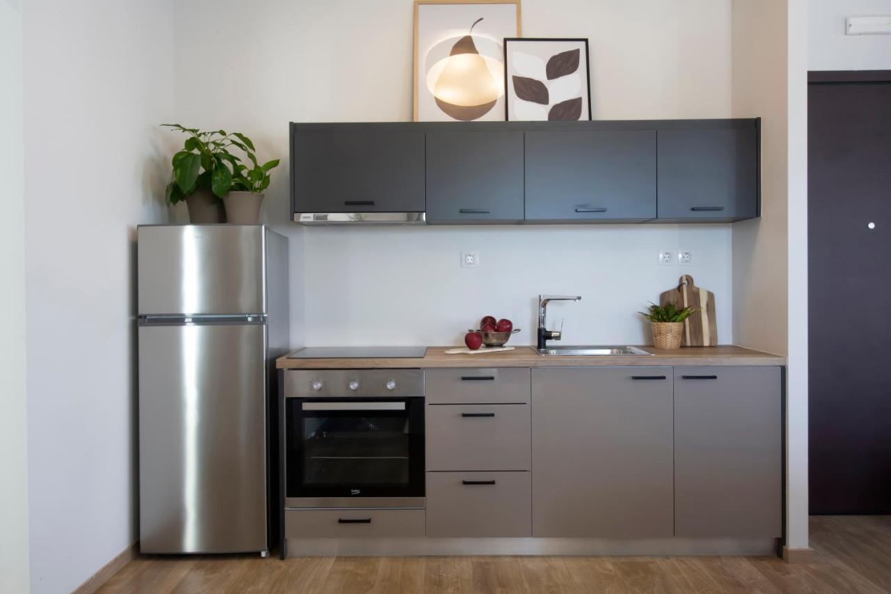 Thisean Modern Suites By Athens Stay מראה חיצוני תמונה
